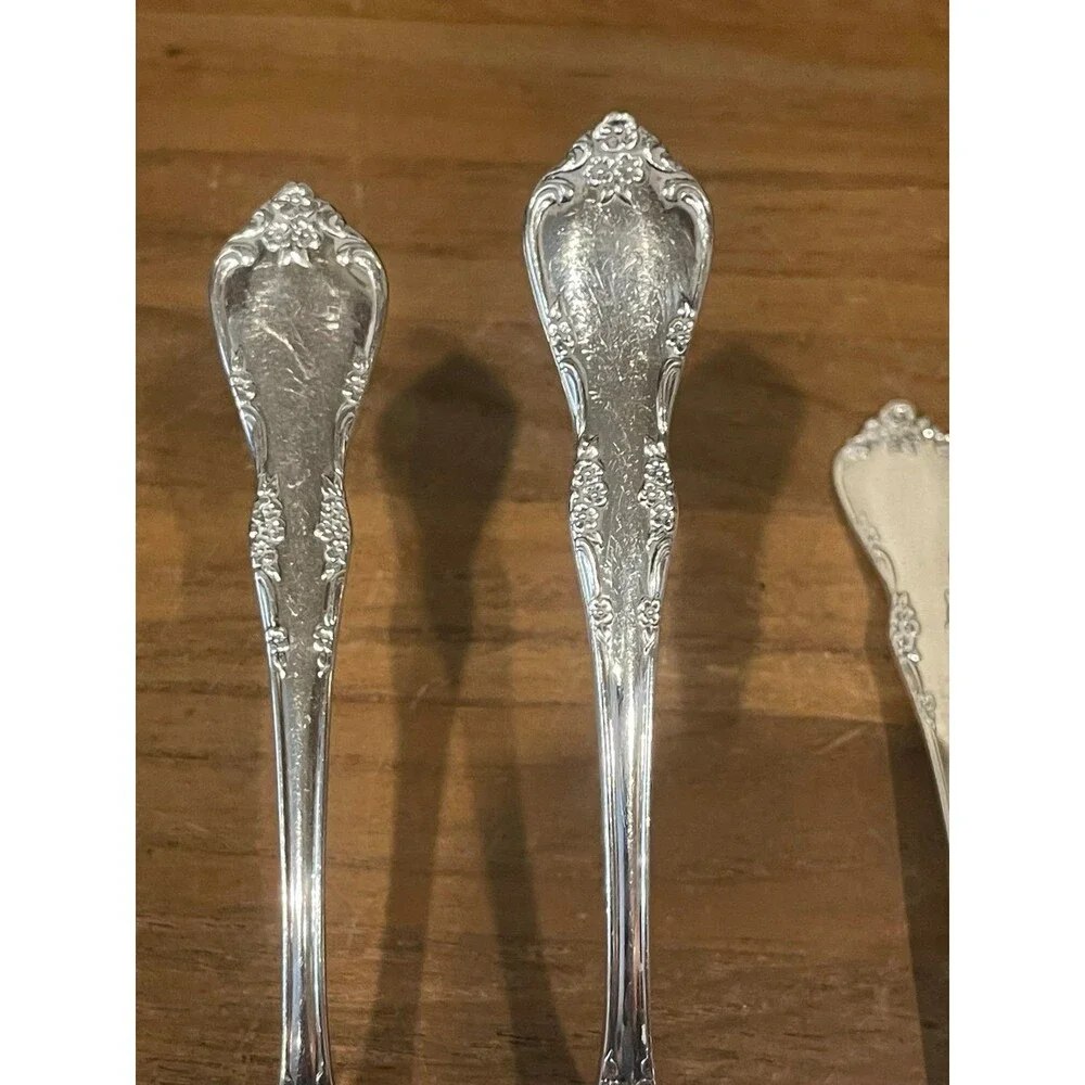 6 Silver-plated FREDERICKSBURG cereal spoons